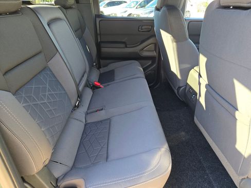 New 2026 Nissan Frontier SV w/ SV Convenience Package image 18