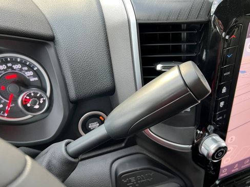 New 2026 RAM 2500 Big Horn image 32