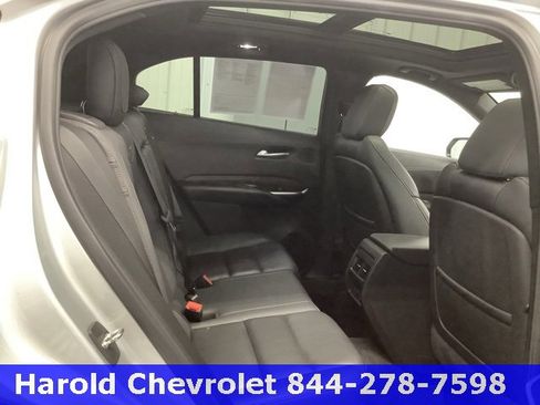 Used 2022 Cadillac XT4 Sport image 9