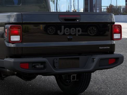 New 2026 Jeep Gladiator Sport AWD/4WD image 13