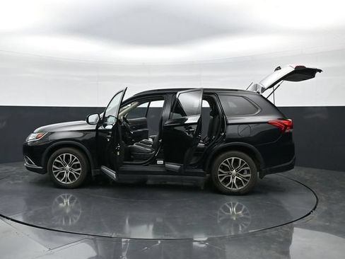 Used 2016 Mitsubishi Outlander AWD image 46