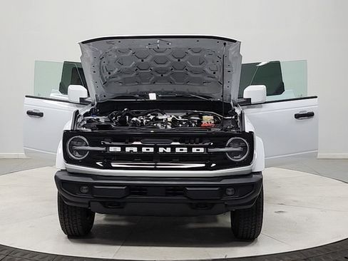 New 2026 Ford Bronco Outer Banks AWD/4WD image 10