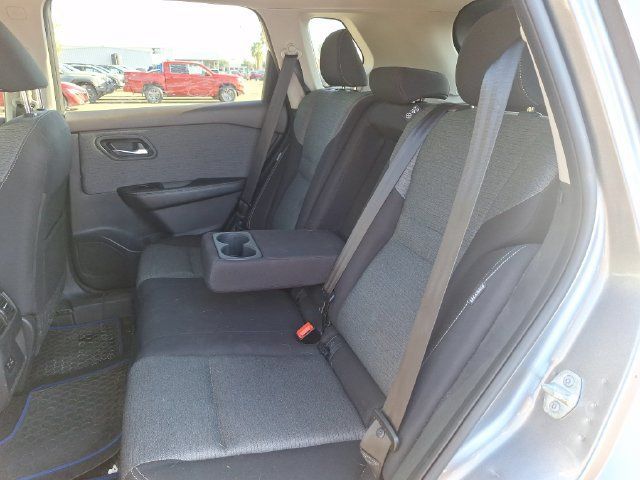 Used 2021 Nissan Rogue SV FWD image 13