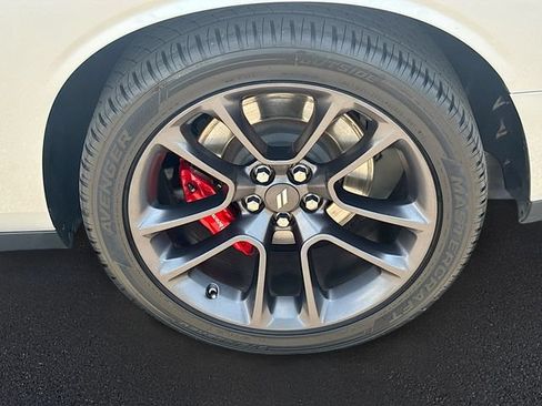 Used 2022 Dodge Challenger R/T Scat Pack RWD image 29