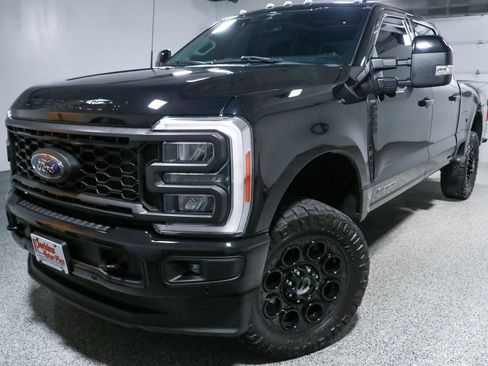 Used 2023 Ford F250 Lariat w/ Lariat Ultimate Package AWD/4WD image 33