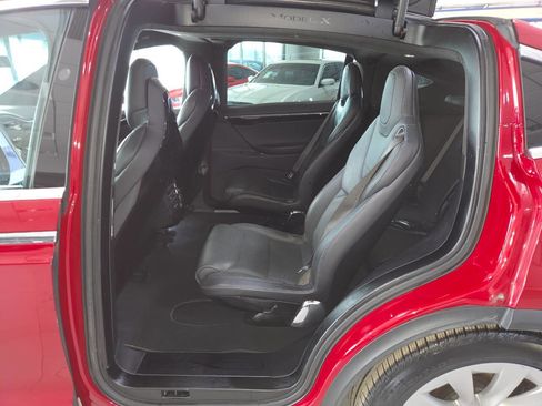 Used 2016 Tesla Model X 90D AWD/4WD image 21