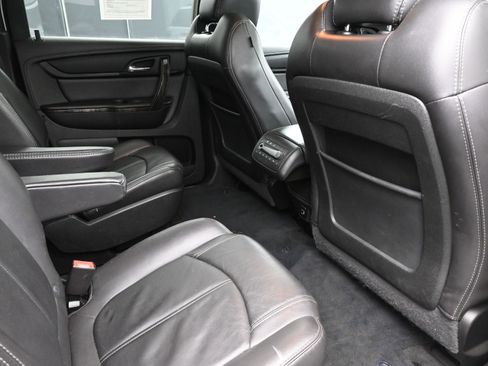 Used 2017 GMC Acadia Limited SLT image 23