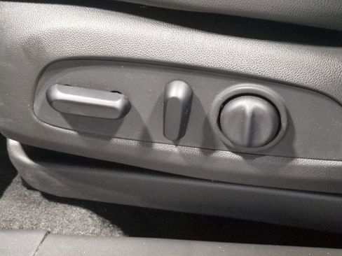 Used 2022 Buick Encore GX Select w/ Sport Touring Package image 21