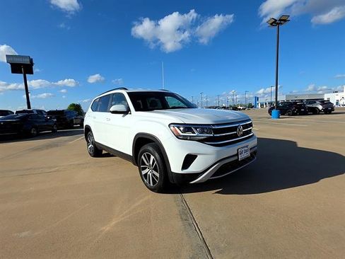 Used 2022 Volkswagen Atlas SE image 3
