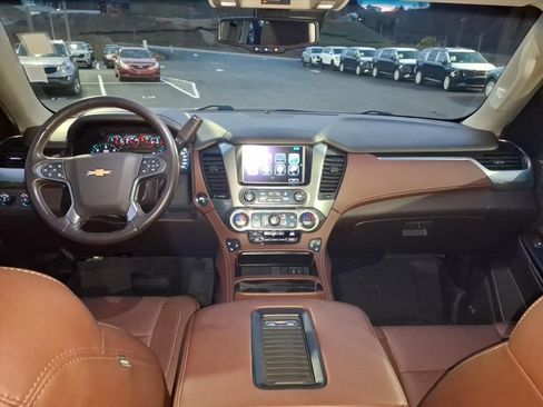 Used 2018 Chevrolet Tahoe Premier image 17