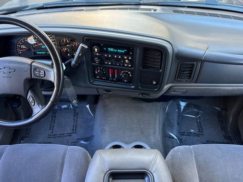 Used 2005 Chevrolet Suburban LS w/ Cargo Package image 25