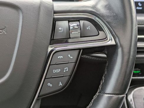 Certified 2022 Lincoln Nautilus Reserve w/ Equipment Group 201A image 28