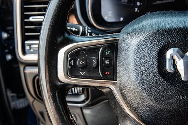 Used 2023 RAM 1500 Limited AWD/4WD image 9