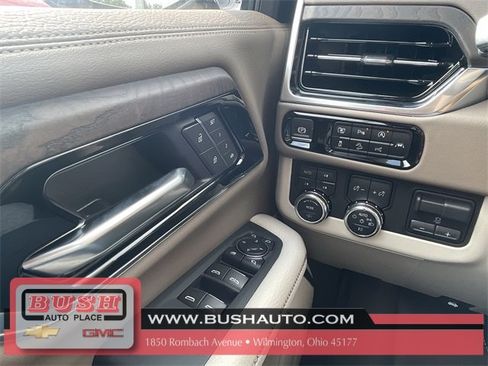 New 2025 GMC Yukon Denali w/ Sun & Power Step Package image 18