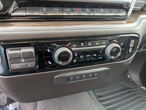 Used 2025 Chevrolet Silverado 2500 LT w/ Z71 Chrome Sport Edition image 33