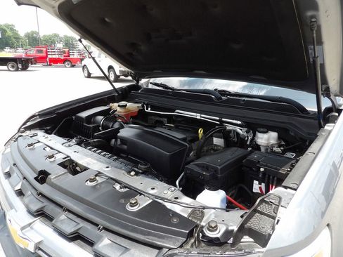 Used 2022 Chevrolet Colorado LT w/ Fleet Safety Package image 41