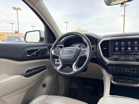 Used 2020 GMC Acadia Denali w/ Denali Ultimate Package image 21