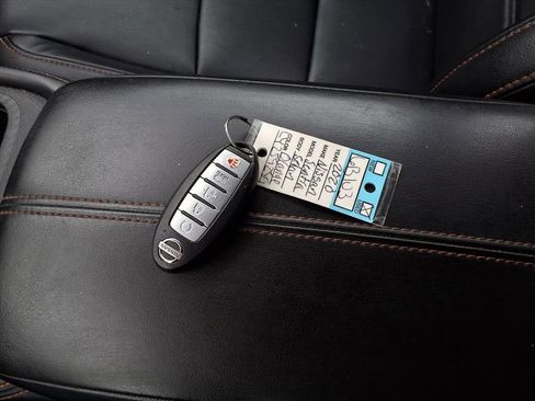 Used 2020 Nissan Sentra SR w/ Premium Package image 15