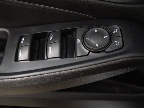 Used 2022 Chevrolet Traverse LT AWD/4WD image 39