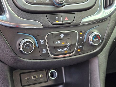 Certified 2022 Chevrolet Equinox LT FWD image 27