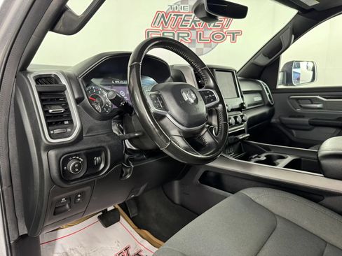Used 2022 RAM 1500 Big Horn AWD/4WD image 10