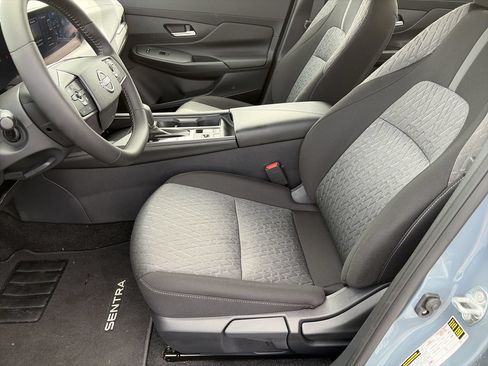 Certified 2026 Nissan Sentra SV w/ SV Convenience Package FWD image 26