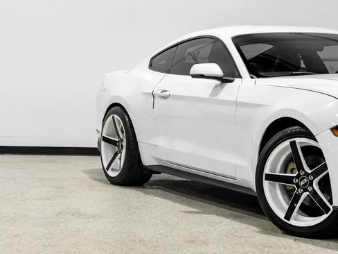 Used 2020 Ford Mustang Premium RWD image 12
