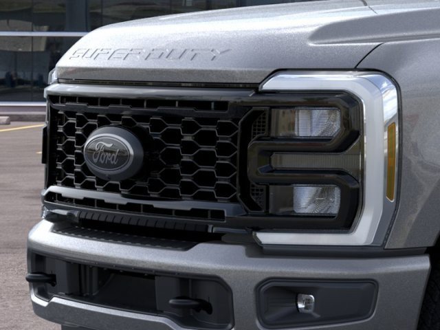 New 2026 Ford F350 XLT w/ XLT Premium Package AWD/4WD image 17