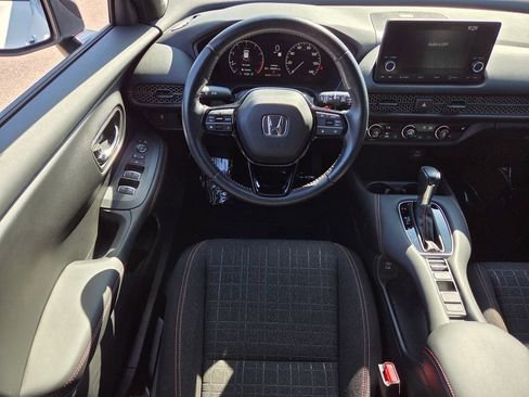 Used 2024 Honda HR-V Sport image 4