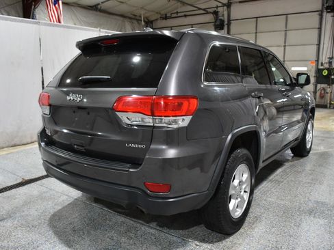 Used 2017 Jeep Grand Cherokee Laredo w/ Quick Order Package 23E image 24