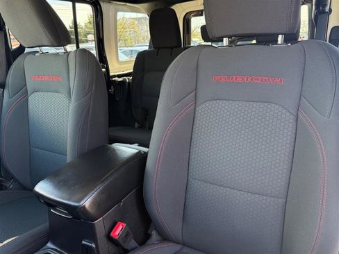 Used 2018 Jeep Wrangler Unlimited Rubicon image 11