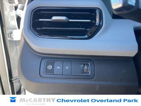 New 2027 Chevrolet Bolt LT w/ Comfort Package FWD image 19