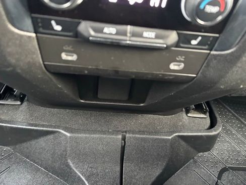 Used 2021 Chevrolet Tahoe Premier w/ Premium Package image 39