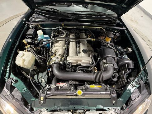 Used 1999 MAZDA MX-5 Miata image 21