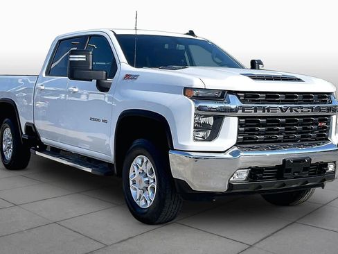 Used 2023 Chevrolet Silverado 2500 LT w/ Convenience Package AWD/4WD image 3