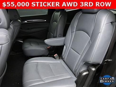 Used 2024 Buick Enclave Premium image 17