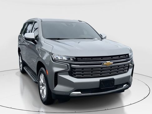 Used 2024 Chevrolet Tahoe Premier RWD image 1