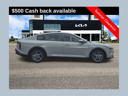 New 2026 Kia K4 FWD image 1