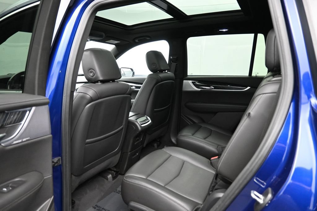 Used 2023 Cadillac XT6 Premium Luxury AWD/4WD image 24