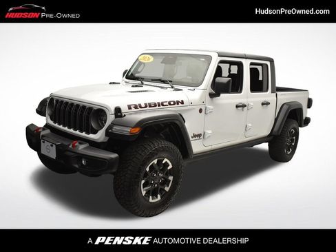 Used 2026 Jeep Gladiator Rubicon AWD/4WD image 1