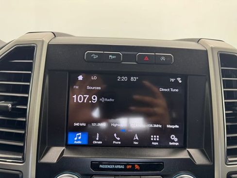 Used 2019 Ford F150 Lariat w/ Equipment Group 502A Luxury AWD/4WD image 31