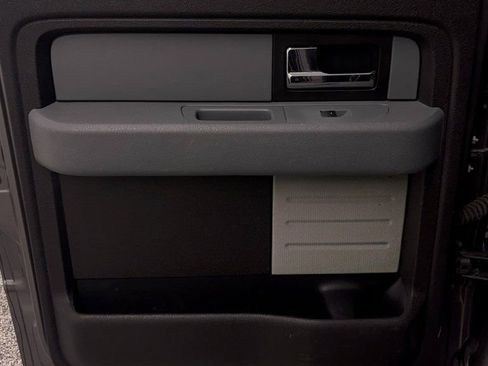 Used 2014 Ford F150 XLT w/ XLT Chrome Package image 35