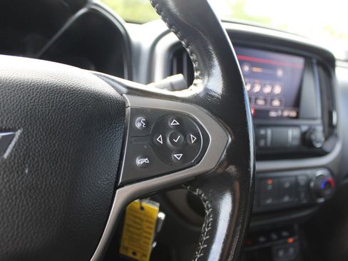 Used 2020 Chevrolet Colorado Z71 image 21