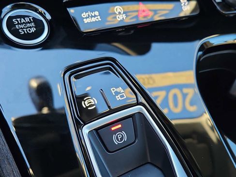 Certified 2025 Audi A5 2.0T Premium w/ Convenience Package image 18