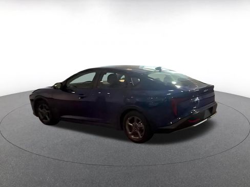 Used 2025 Kia K4 FWD image 10