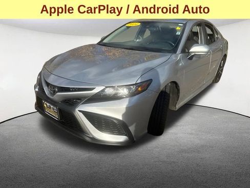 Used 2024 Toyota Camry SE w/ Cold Weather Package image 6