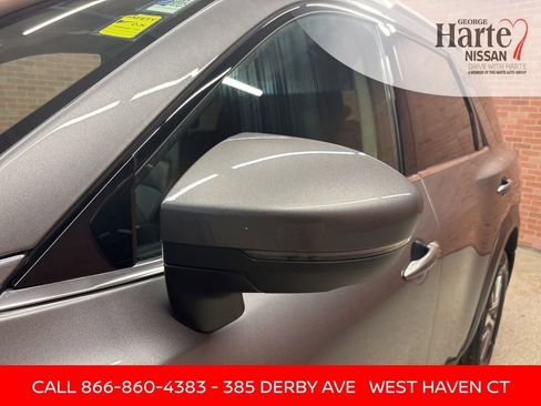 Certified 2023 Nissan Pathfinder SL image 41