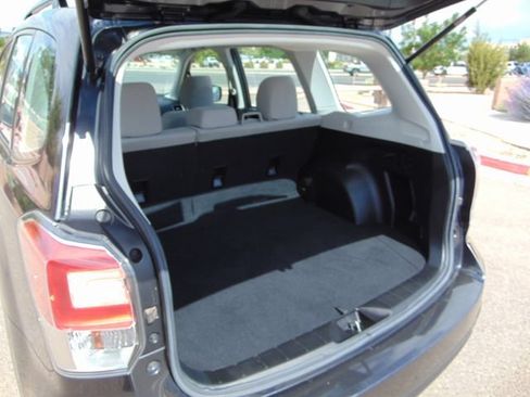 Used 2017 Subaru Forester 2.5i w/ Alloy Wheel Package AWD/4WD image 24