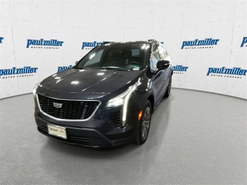 Used 2022 Cadillac XT4 Sport w/ LPO, Floor Liner Package image 4