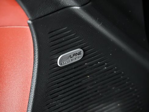 Used 2019 Dodge Challenger SRT Hellcat Redeye RWD image 16